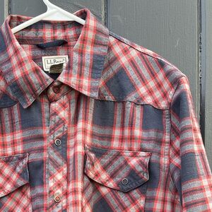 L.L. Bean Flannel - Red & Grey Plaid Katahdin Performance Men’s Large Shirt
